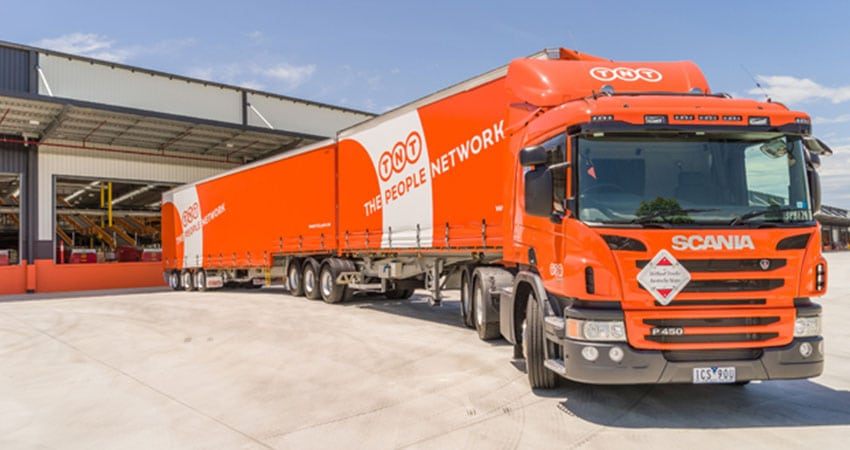 1593317226-tnt-express-truck-feature.jpg