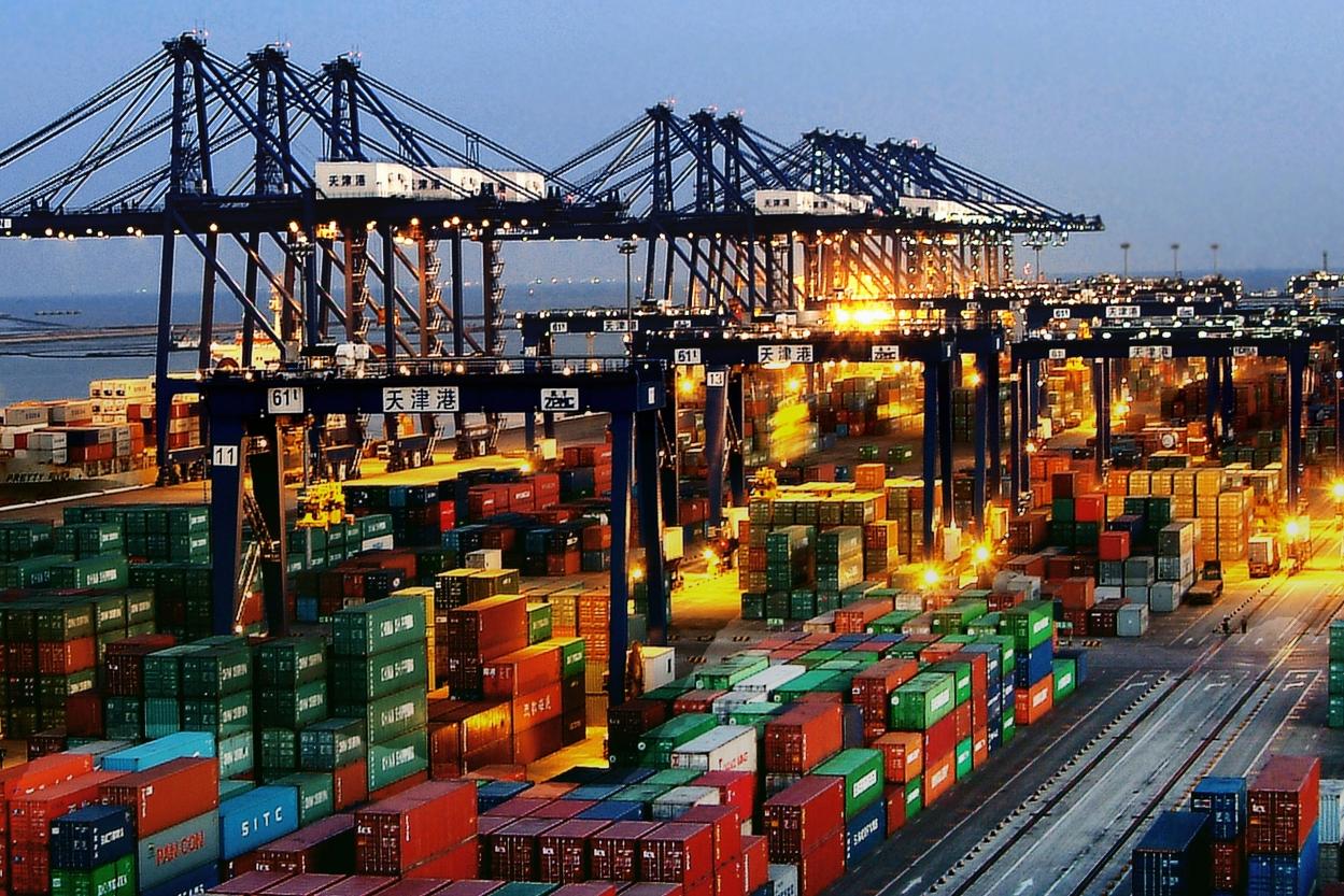 到岸价格包括外贸手续费吗(到岸价包括哪些费用)