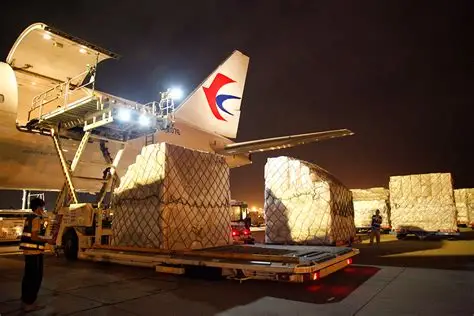 深圳至伦敦跨境电商空运专线开通有哪些?与普通空运的区别一次讲清