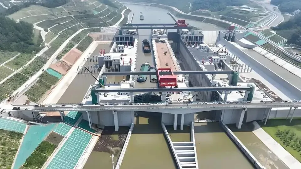 平陆运河通航:西南出口的“直角”变“斜边”,跨境物流成本重构开始